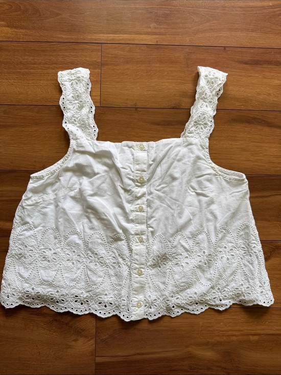 GAP Tops - GAP White Eyelet Blouse L